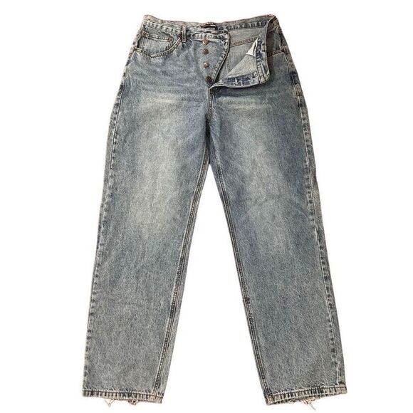 Fashion Nova Womens 13 Straight Leg Rigid Denim Jeans Blue Light Wash Button Fly - Picture 2 of 7